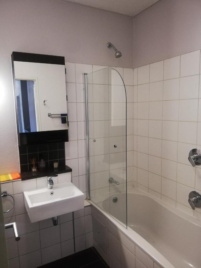Just A Room Pretoria-Noord Esterno foto